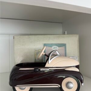 Hallmark Vintage Car Figurine - Cream and Brown